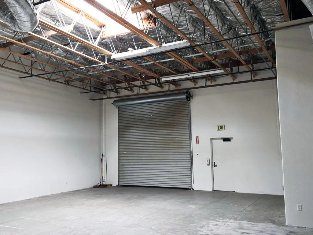 Roll up door