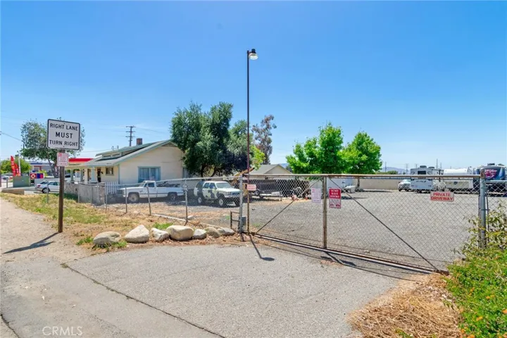 1317 Crafton Ave, Mentone, CA 92359
