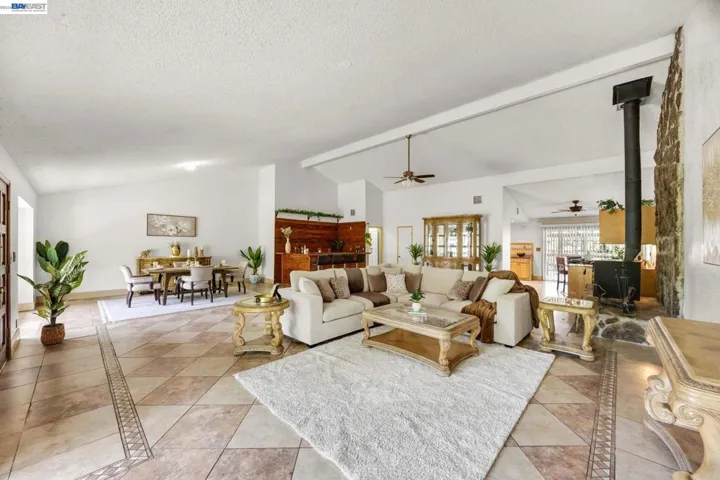 2857 Randall Way, Hayward, California 94541