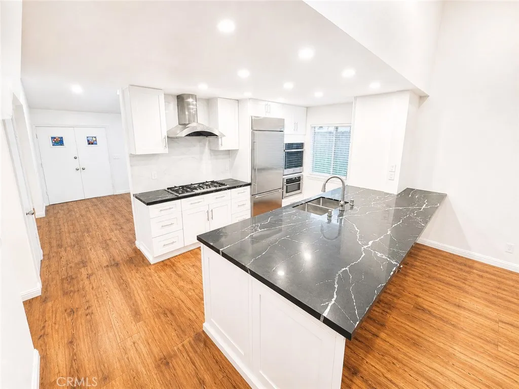 Kitchen  and entrance view