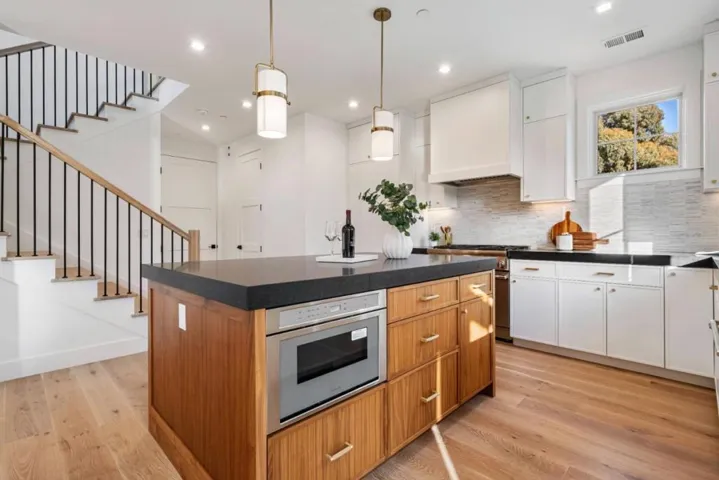 739741 Linden Avenue, Burlingame, California 94010