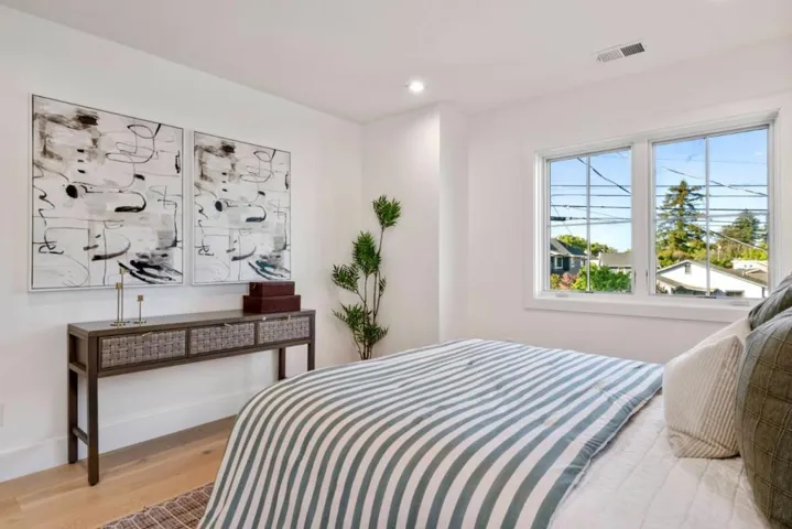 739741 Linden Avenue, Burlingame, California 94010