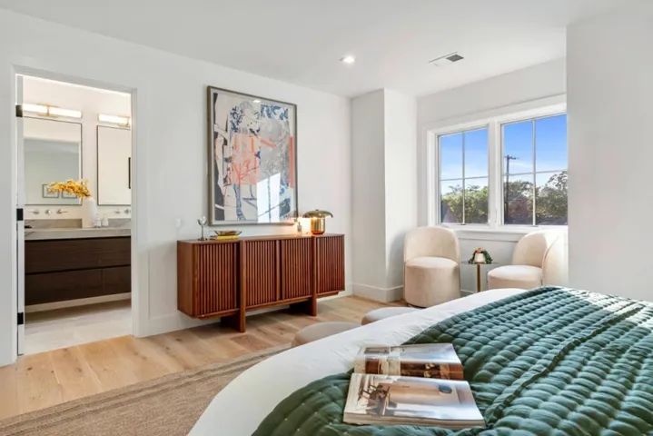 739741 Linden Avenue, Burlingame, California 94010