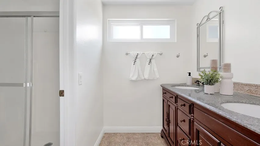 2 Sunflower, Irvine, California 92604