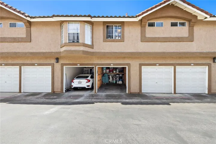 Garage space is on the right