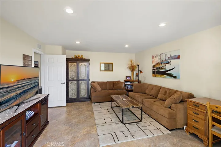 22153 Caminito Laureles, Laguna Hills, California 92653