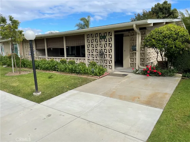 1740 Sunningdale Rd 16g Road 16g, Seal Beach, California 90740