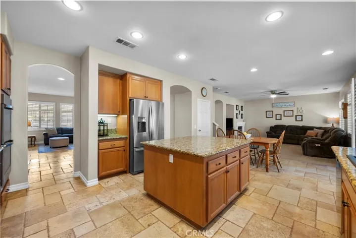 28932 Rock Canyon Drive, Saugus, California 91390
