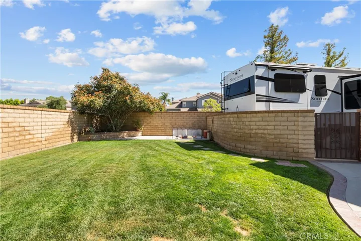28932 Rock Canyon Drive, Saugus, California 91390