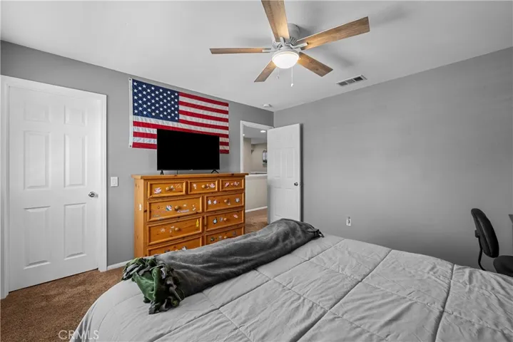 Upstairs Bedroom #4