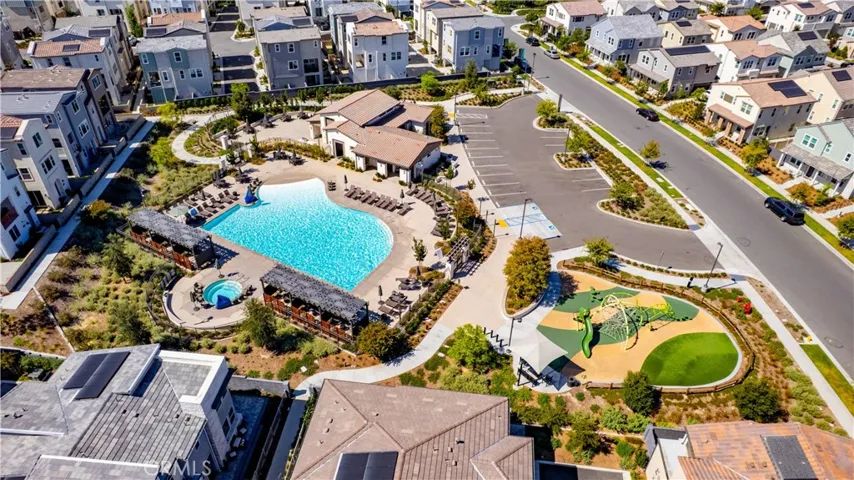 Rienda Plunge Pool & Playground