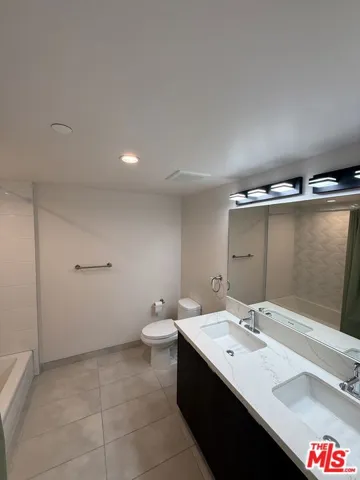 132 Rosemont Avenue 301, Los Angeles, California 90026