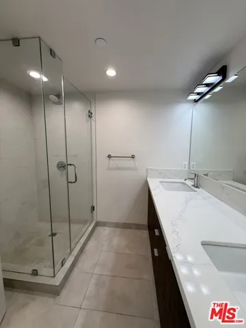 132 Rosemont Avenue 301, Los Angeles, California 90026
