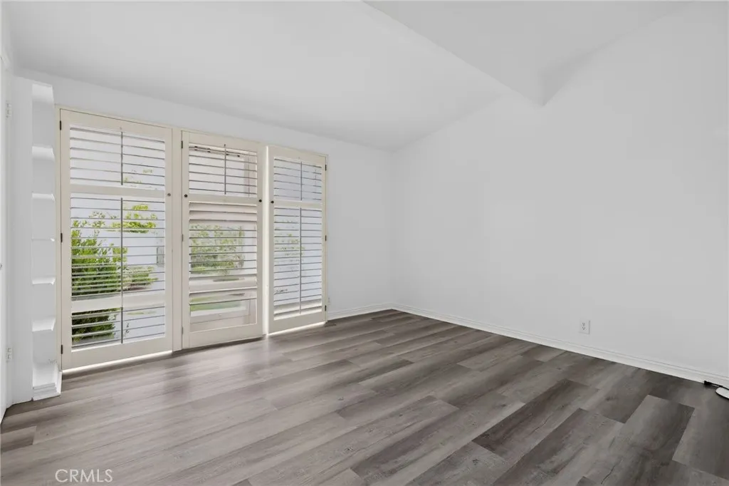 PRIMARY WITH WALK-IN CLOSET