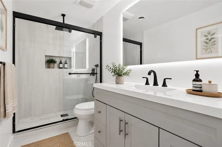 FULL BATH
