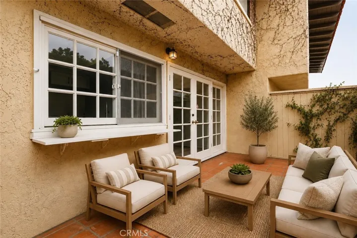 PATIO VIRTUALLY STAGED