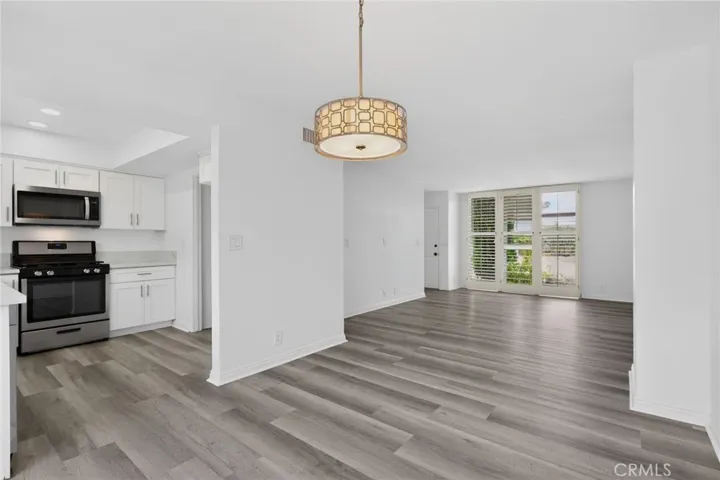 KITCHEN, DINING & LIVING