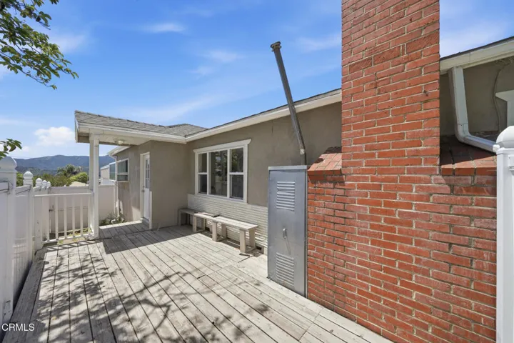 3302 Community Ave 52