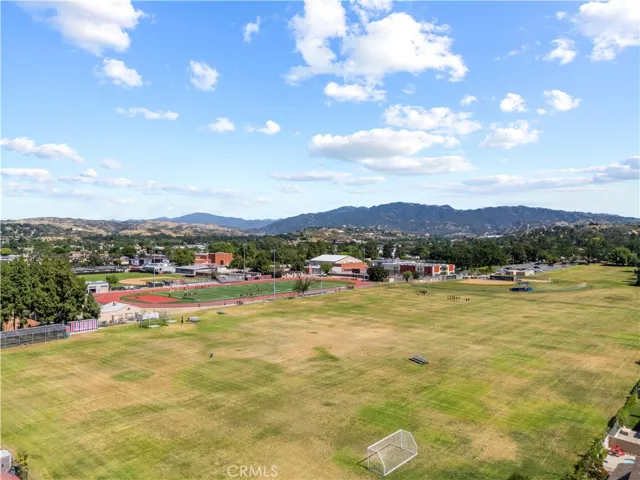 25033 Avenida Balita, Valencia, California 91355