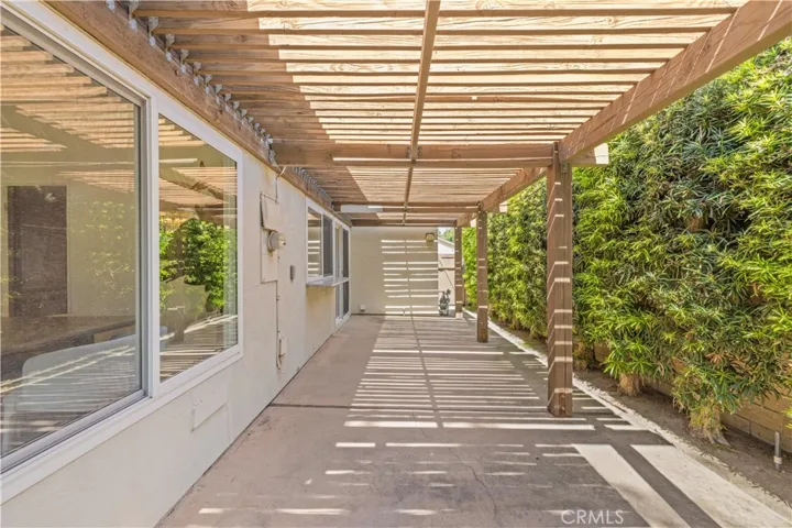 25033 Avenida Balita, Valencia, California 91355