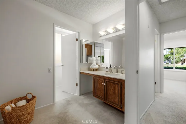 25033 Avenida Balita, Valencia, California 91355
