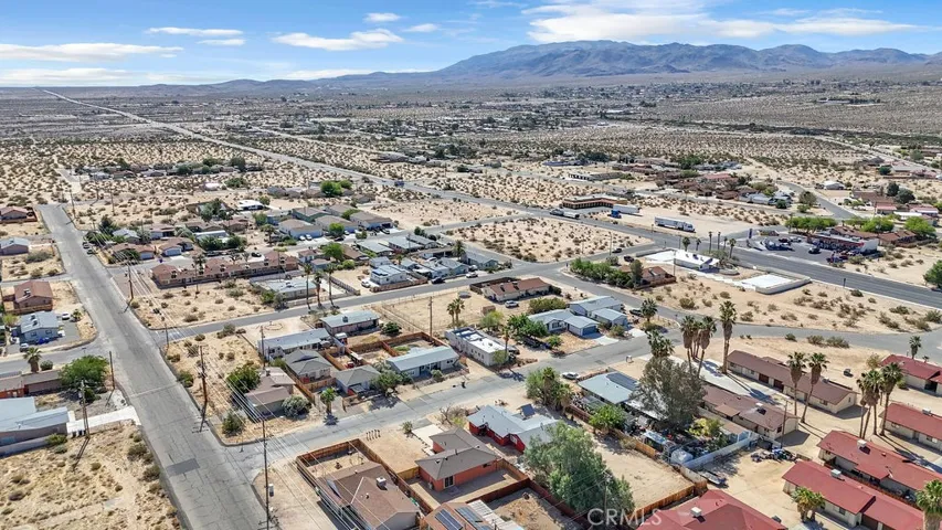 6414 East Court, 29 Palms, California 92277