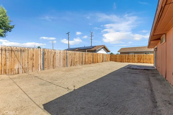6414 East Court, 29 Palms, California 92277