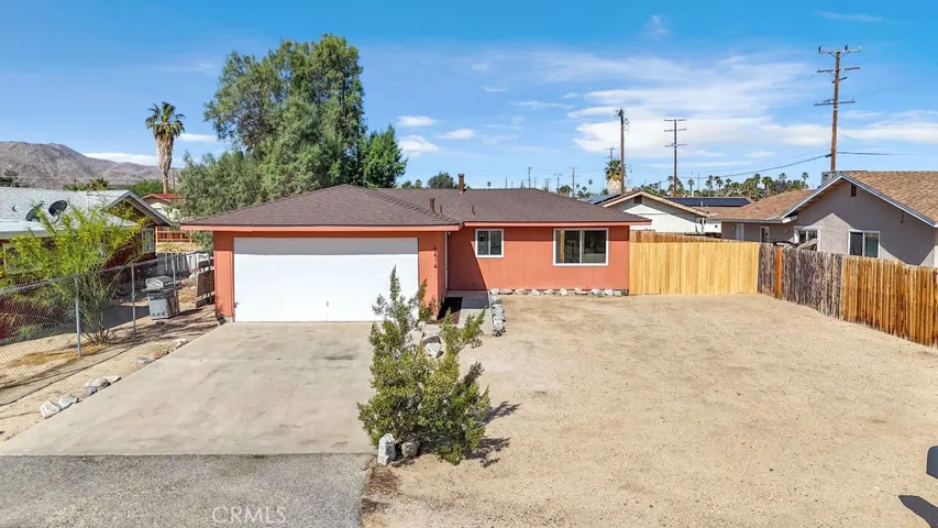6414 East Court, 29 Palms, California 92277