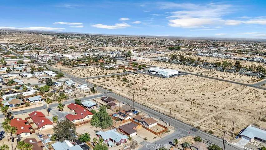 6414 East Court, 29 Palms, California 92277