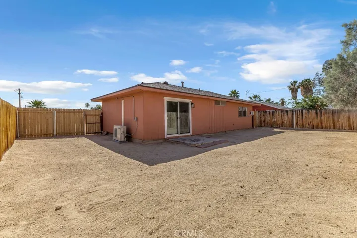 6414 East Court, 29 Palms, California 92277
