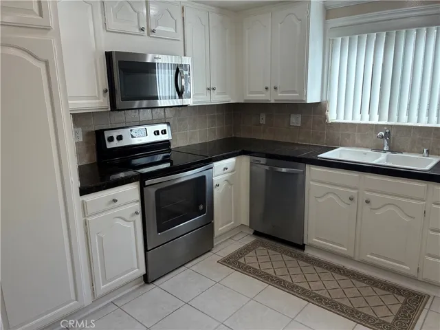 3420 Calle Azul 3f, Laguna Woods, California 92637