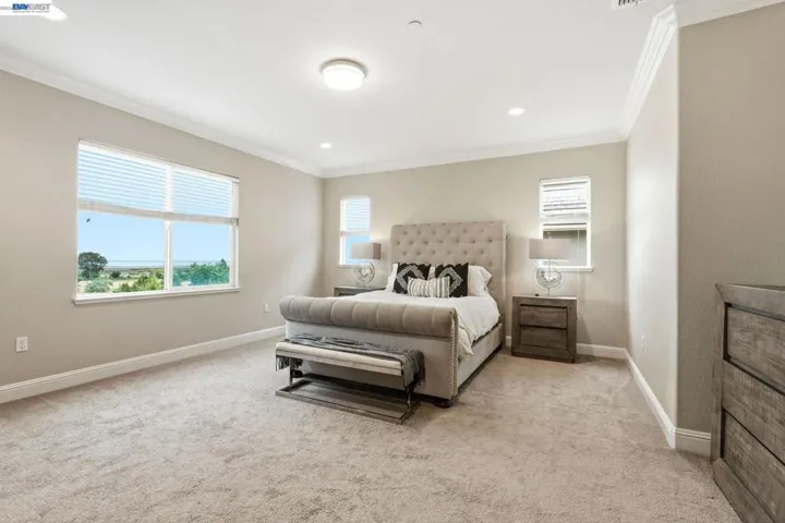 98 Driftwood Cir, Bay Point, California 94565
