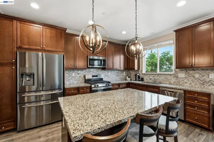 98 Driftwood Cir, Bay Point, California 94565
