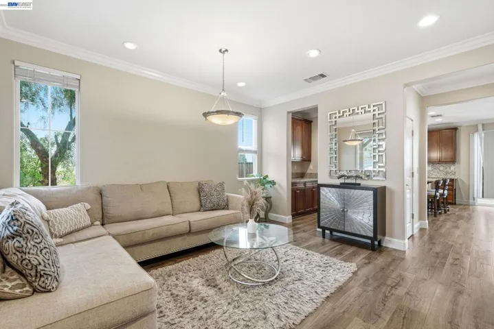 98 Driftwood Cir, Bay Point, California 94565