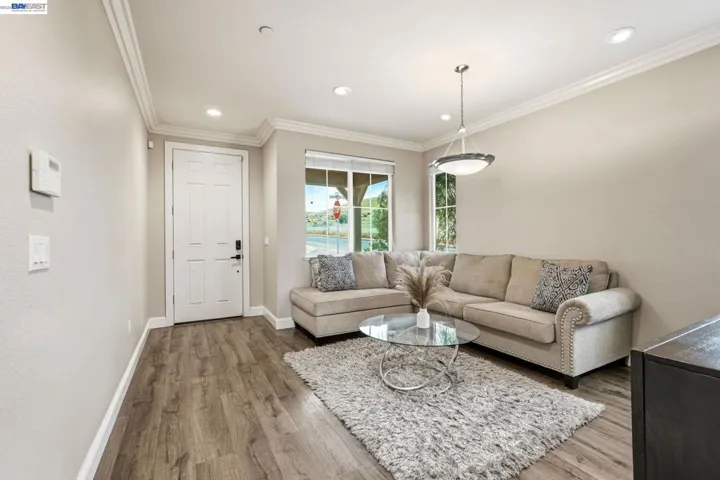 98 Driftwood Cir, Bay Point, California 94565