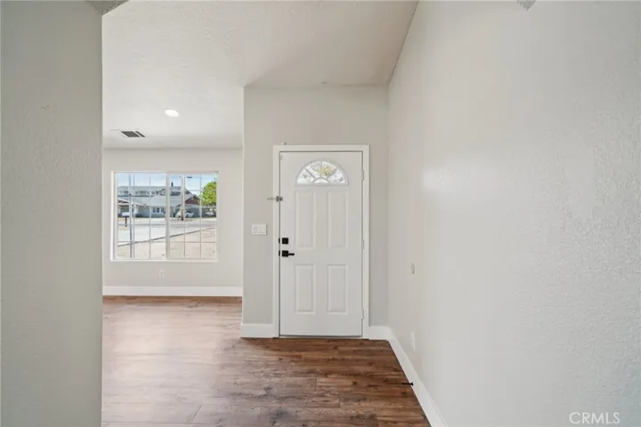 14980 Larch Street, Hesperia, California 92345