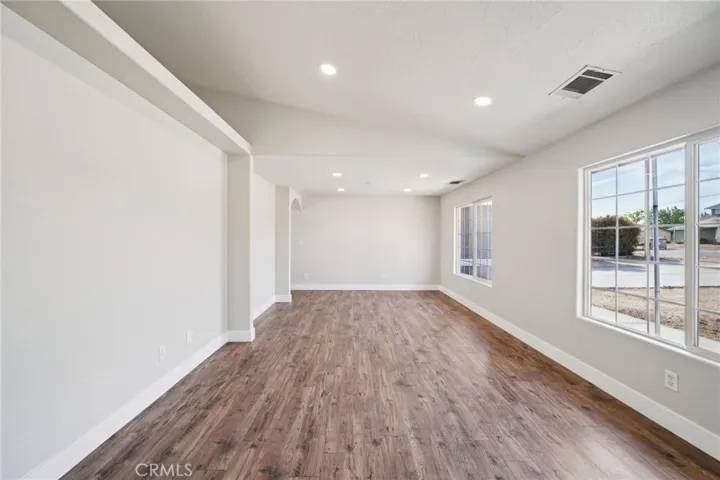 14980 Larch Street, Hesperia, California 92345