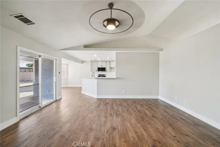 14980 Larch Street, Hesperia, California 92345