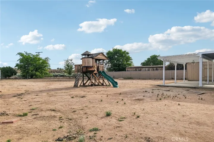 14980 Larch Street, Hesperia, California 92345
