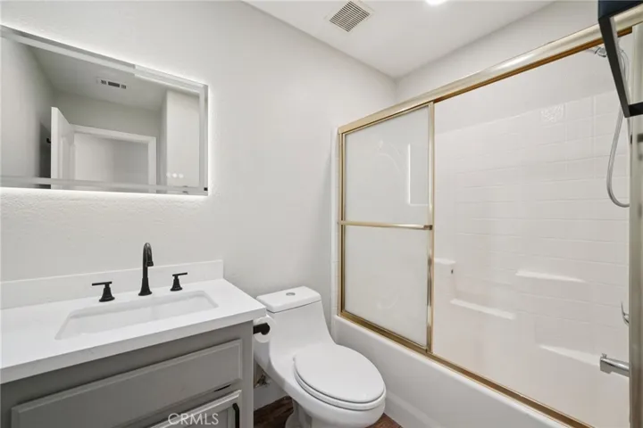 14980 Larch Street, Hesperia, California 92345