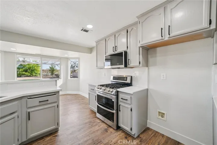 14980 Larch Street, Hesperia, California 92345
