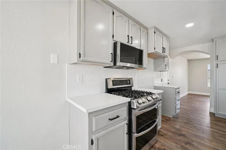 14980 Larch Street, Hesperia, California 92345
