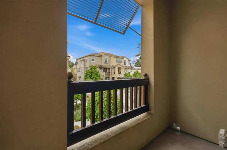 270 Ariana Place, Mountain View, California 94043
