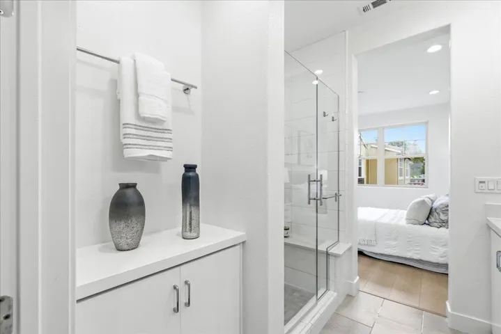 270 Ariana Place, Mountain View, California 94043