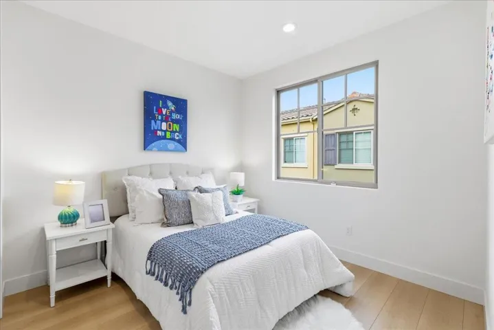 270 Ariana Place, Mountain View, California 94043