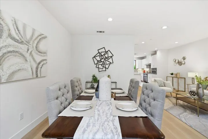 270 Ariana Place, Mountain View, California 94043