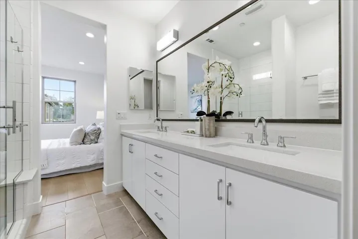 270 Ariana Place, Mountain View, California 94043