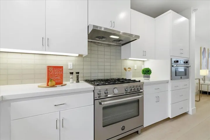 270 Ariana Place, Mountain View, California 94043