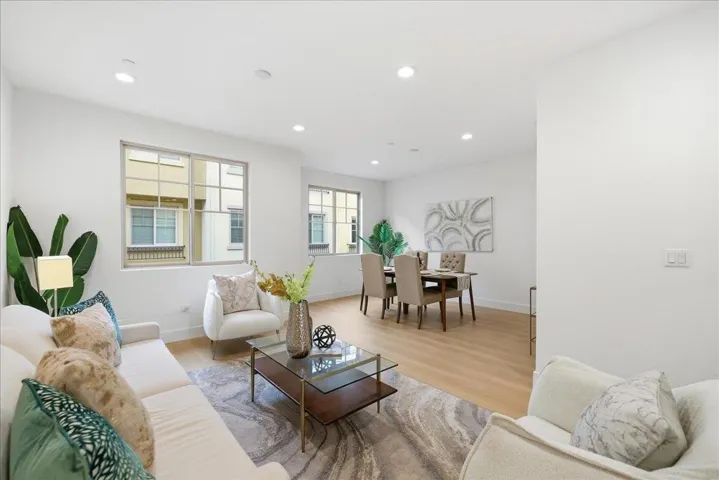 270 Ariana Place, Mountain View, California 94043