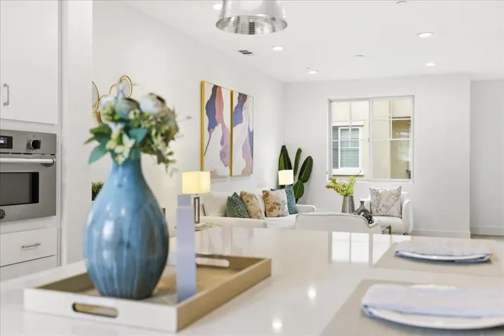 270 Ariana Place, Mountain View, California 94043